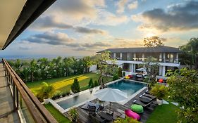 Mahameru Uluwatu